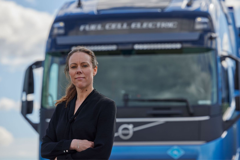 Volvo Trucks tests hydrogen-powered electric trucks on public roads