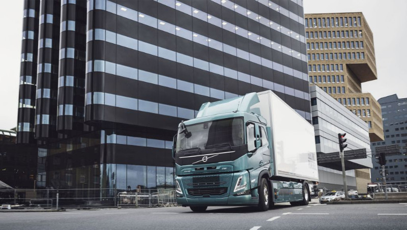 Electric on the rise - Volvo Trucks keeps its leading position